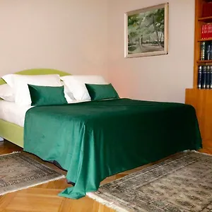 Apartment Luxury Garden