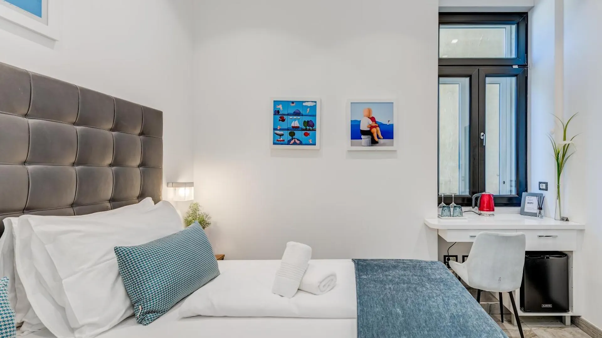 Tango Luxury Rooms Split 4*,